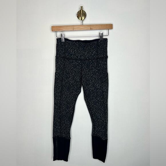 Lululemon Rebel Runner Crop Legging Black Pattern - Picture 2 of 7